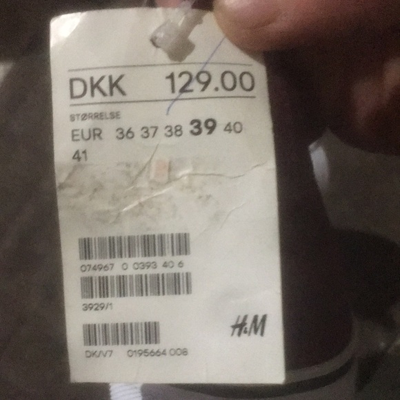 Ankle Sneakers - Picture 8 of 11